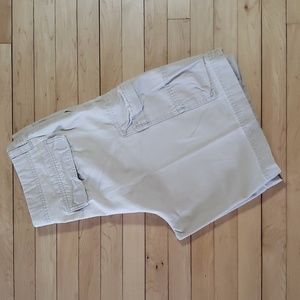 GAP Men's CARGO UTILITY Tan Shorts Size 32